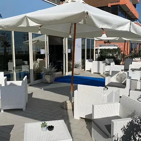 克罗齐德尔苏德酒店 3*