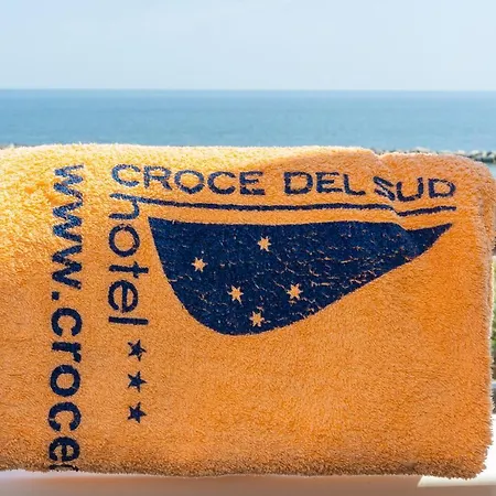 מלון Croce Del Sud