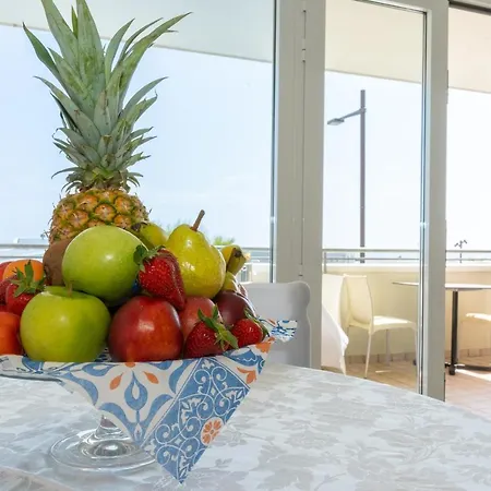 Отель Croce Del Sud Римини