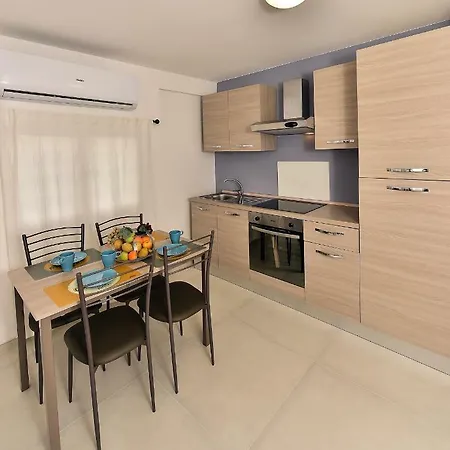 Отель Croce Del Sud